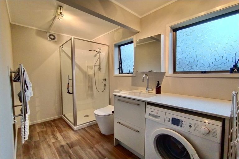 Photo of property in 1/20 Castor Bay Road, Castor Bay, Auckland, 0620