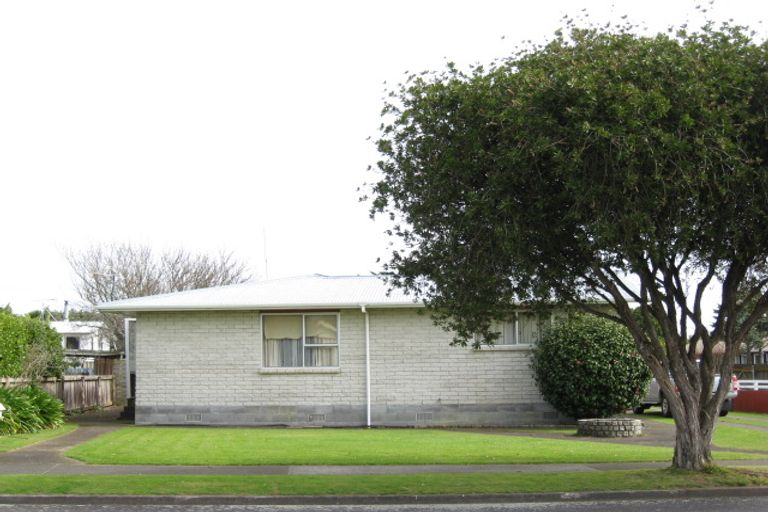 Photo of property in 13 Lantana Avenue, Bell Block, New Plymouth, 4312