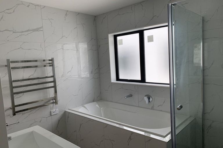 Photo of property in 11 Kairakau Street, Takanini, 2110