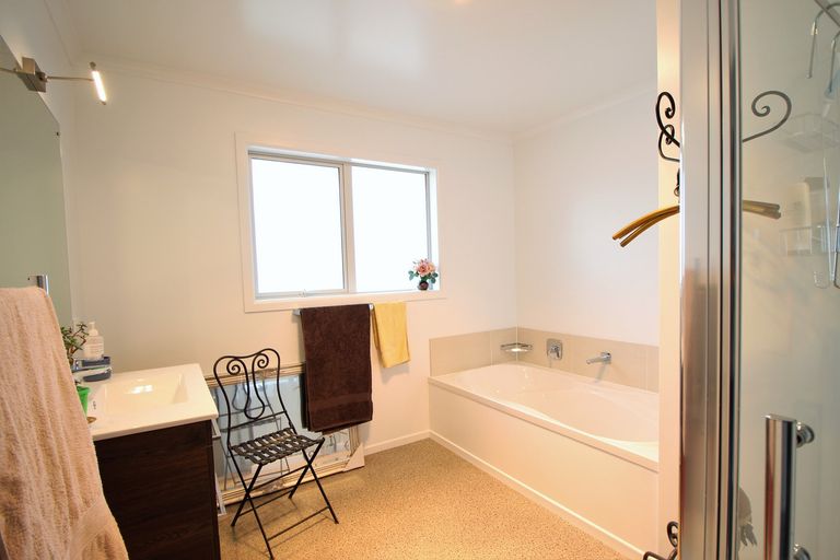 Photo of property in 18 Brooke Place, Alexandra, 9320