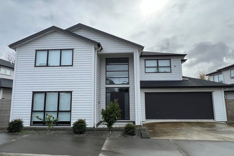 Photo of property in 9 Ti Kouka Place, Te Atatu Peninsula, Auckland, 0610