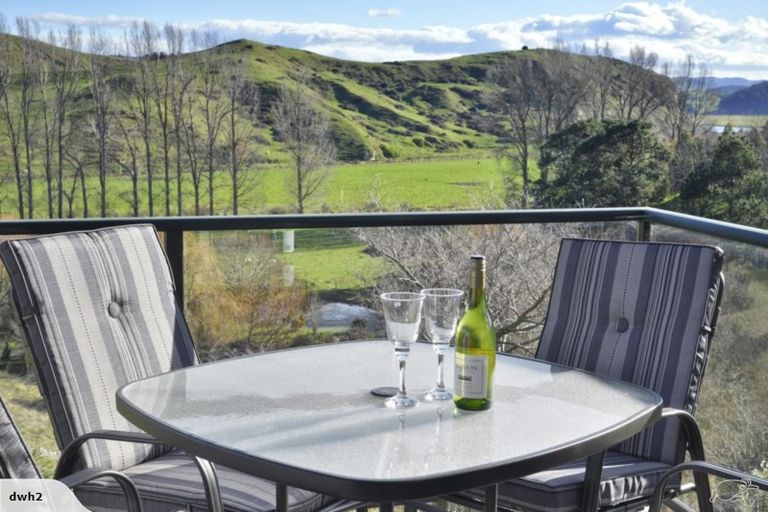 Photo of property in 135 Ballantyne Road, Poraiti, Napier, 4182