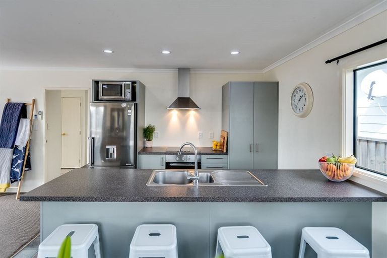 Photo of property in 6b Windsor Terrace, Taradale, Napier, 4112