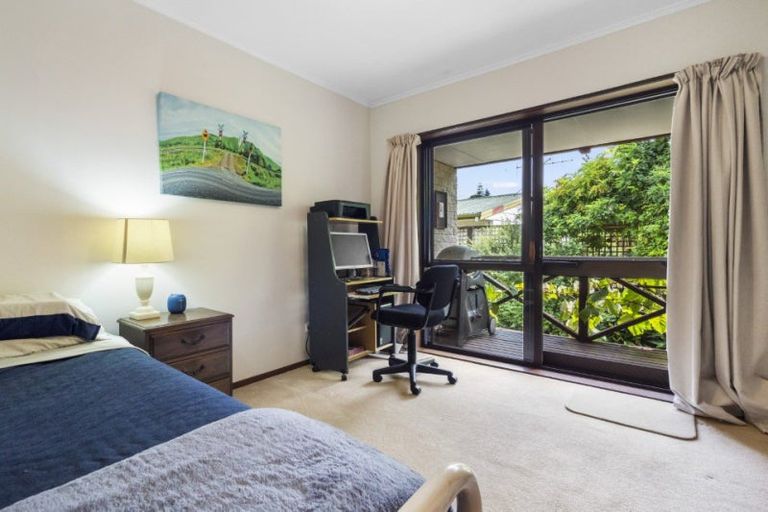 Photo of property in 52b Resolution Road, Welcome Bay, Tauranga, 3112