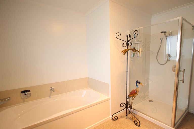 Photo of property in 18 Brooke Place, Alexandra, 9320