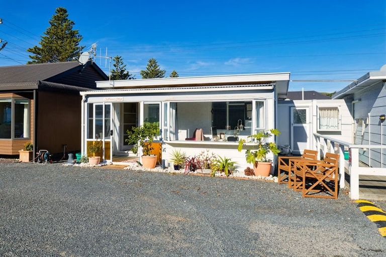 Photo of property in 2/132 Esplanade, Kaikoura, 7300
