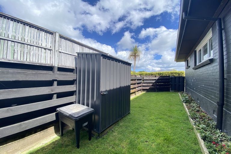 Photo of property in 242 Ngatai Road, Otumoetai, Tauranga, 3110