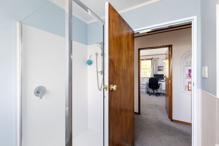 Photo of property in 76 Dundas Road, Sanson, 4817