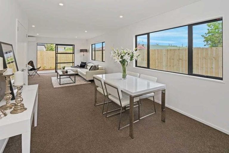 Photo of property in 2/40 Geraldine Street, Edgeware, Christchurch, 8013