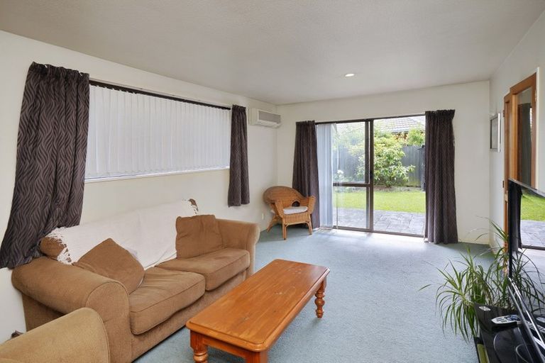 Photo of property in 2/6 Leith Place, Spreydon, Christchurch, 8024