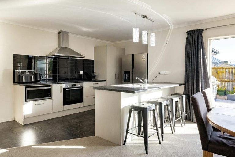 Photo of property in 9a Dover Road, St Andrews, Hamilton, 3200