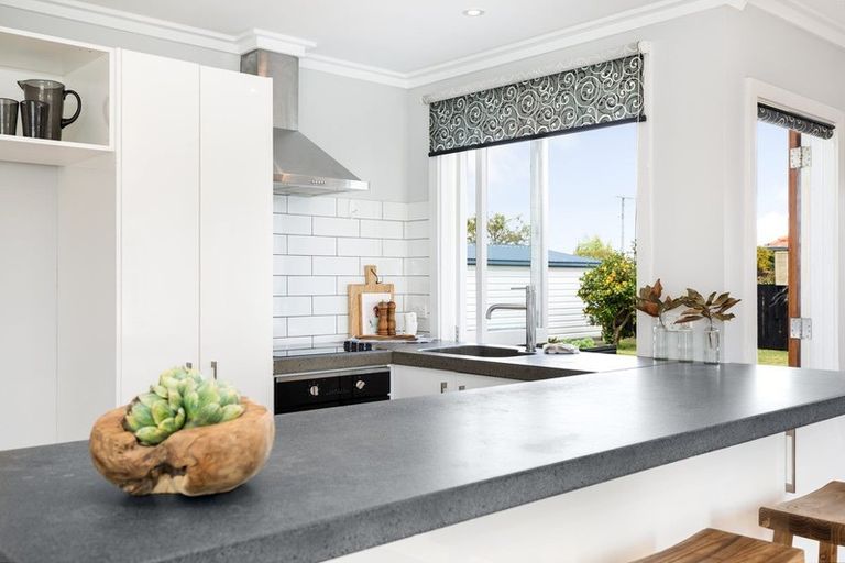 Photo of property in 32 Robinson Street, Cambridge, 3434