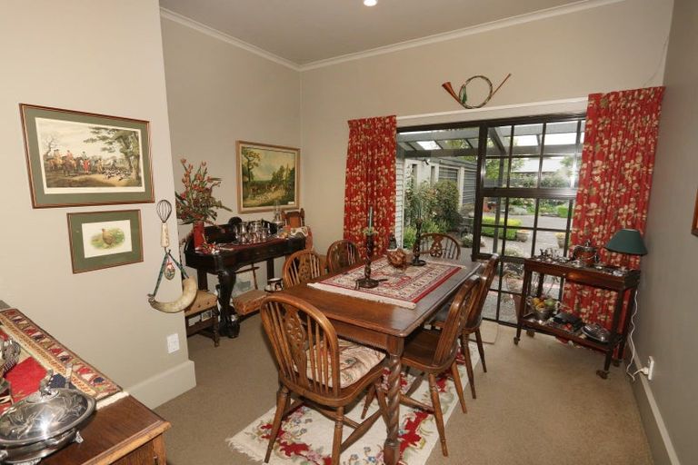 Photo of property in 103 Oak Grove, Ashburton, 7700