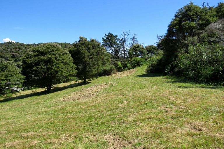 Photo of property in 945 Hauraki Road, Coromandel, 3506