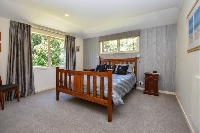 Photo of property in 5 Tararua Crescent, Carterton, 5713