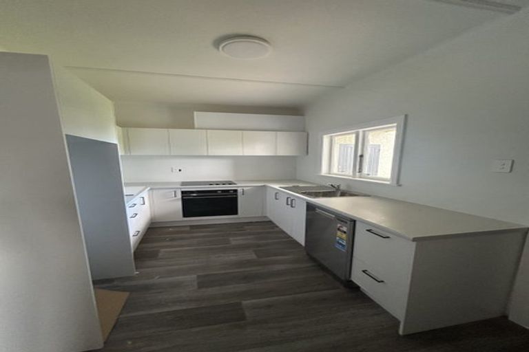 Photo of property in 30 Anzac Avenue, Onekawa, Napier, 4110