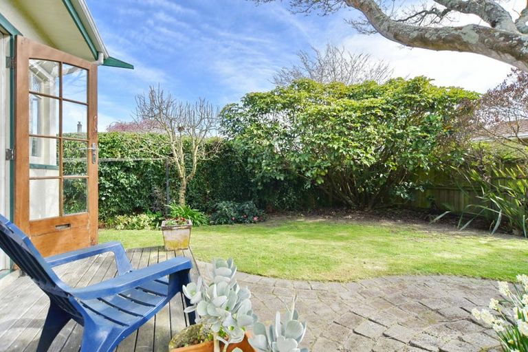 Photo of property in 1/181 Wairakei Road, Bryndwr, Christchurch, 8053