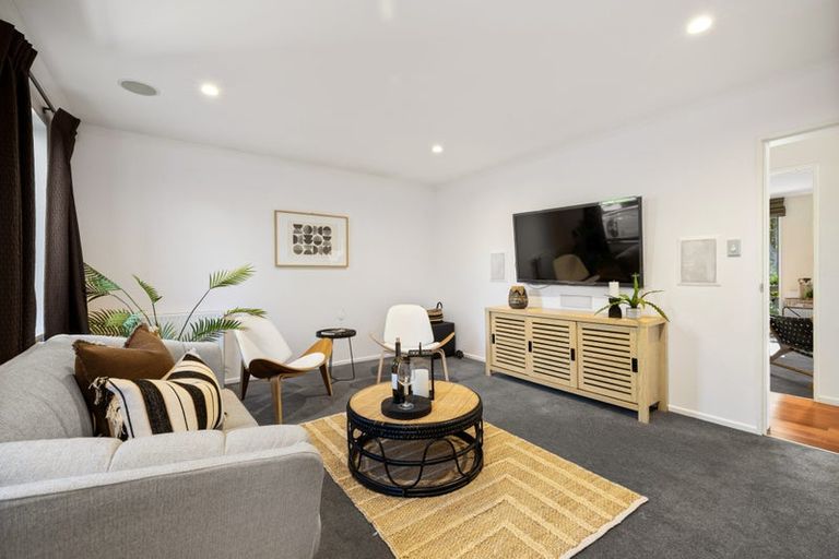 Photo of property in 112a Wairakei Road, Bryndwr, Christchurch, 8052