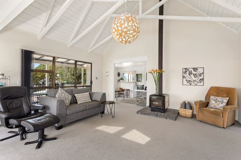 Photo of property in 15 Fishermans Drive, Coastlands, Whakatane, 3120