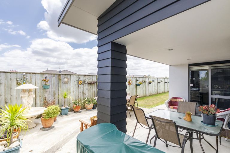 Photo of property in 23a Rosalie Terrace, Kelvin Grove, Palmerston North, 4414