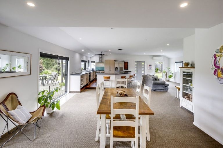 Photo of property in 8 Scarrott Road, Bay View, Napier, 4104