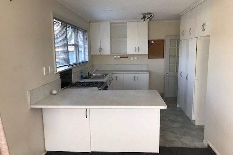 Photo of property in 976 High Street, Avalon, Lower Hutt, 5011