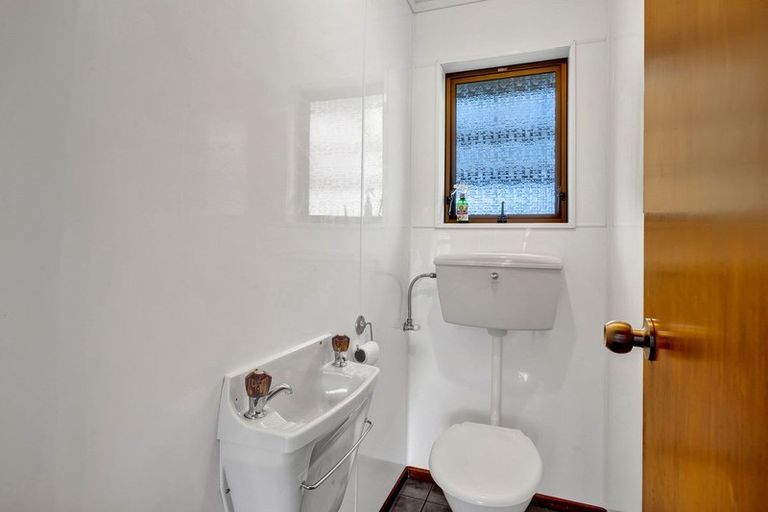 Photo of property in 38 Ketemarae Road, Normanby, Hawera, 4675