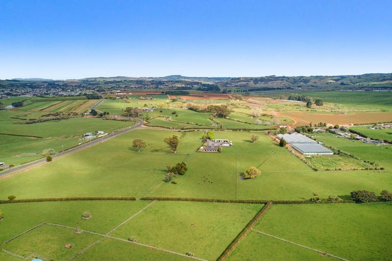 Photo of property in 16 Friedlander Road, Tuakau, 2694