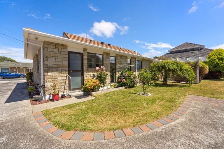 Photo of property in 12 Frederick Street, Avalon, Lower Hutt, 5011
