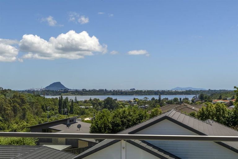Photo of property in 6 Greenvale Place, Welcome Bay, Tauranga, 3112