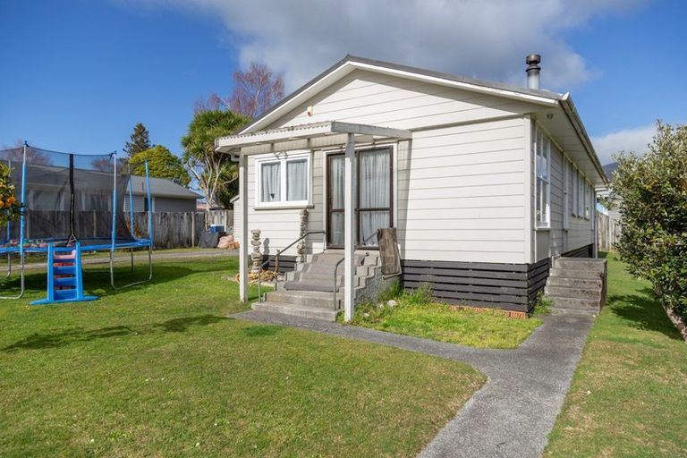 Photo of property in 39 Hingaia Street, Turangi, 3334