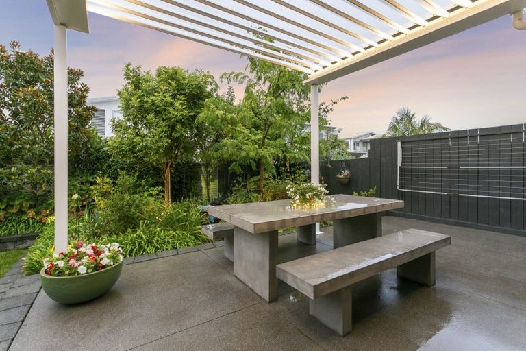 Photo of property in 32 Meteor Road, Hobsonville, Auckland, 0616