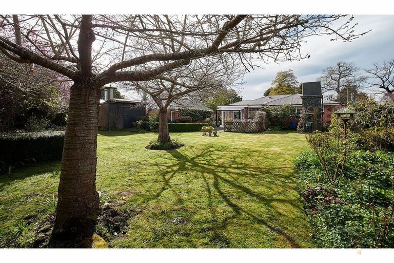 Photo of property in 57 Main North Road, Geraldine, 7930
