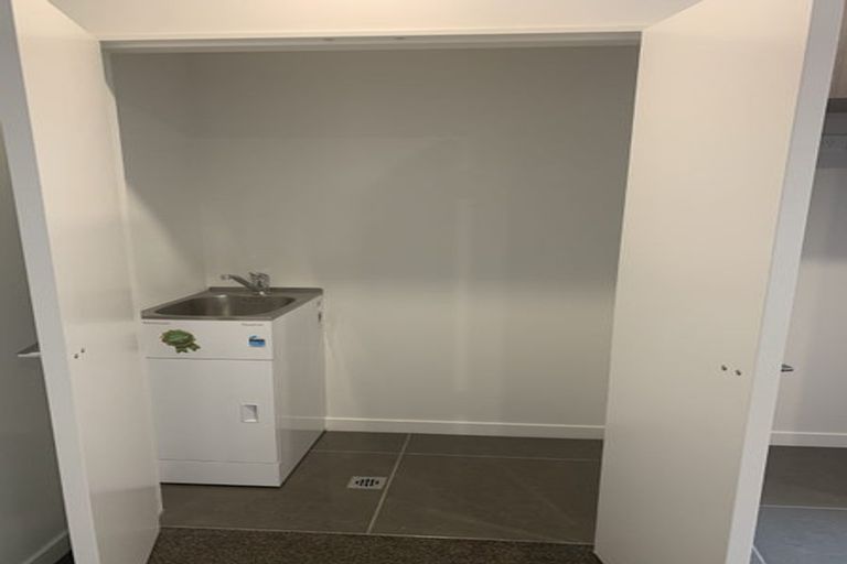 Photo of property in 1/170 Fraser Avenue, Johnsonville, Wellington, 6037