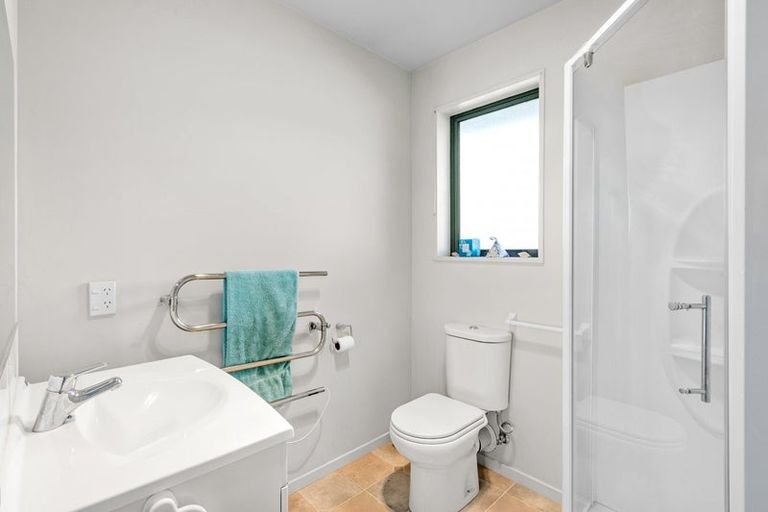 Photo of property in 1/295 Pages Road, Wainoni, Christchurch, 8061