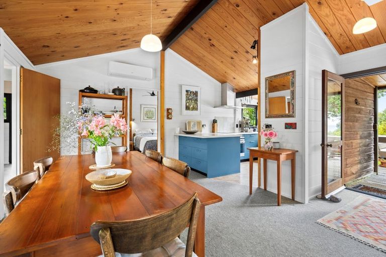 Photo of property in 2003 Whangarei Heads Road, Whangarei Heads, Whangarei, 0174