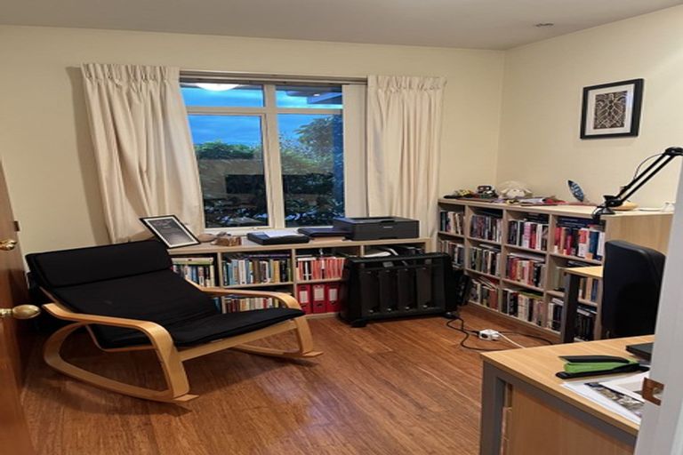 Photo of property in 2 Cherrytree Lane, Spreydon, Christchurch, 8024