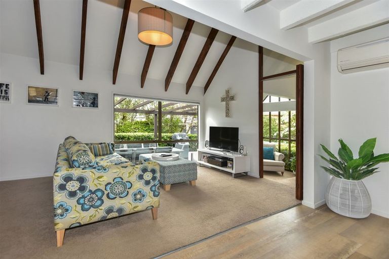 Photo of property in 7 O'halloran Drive, Halswell, Christchurch, 8025