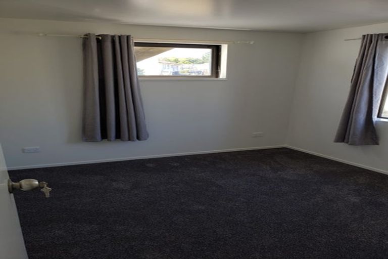 Photo of property in 18 Heathberry Close, Papatoetoe, Auckland, 2025