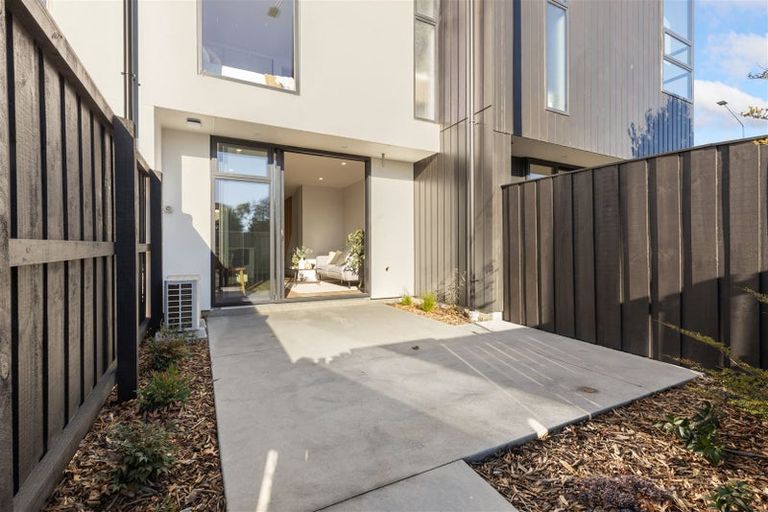 Photo of property in 3/90 Browns Road, St Albans, Christchurch, 8014