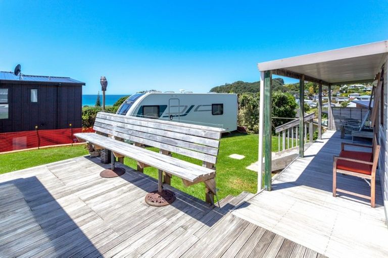 Photo of property in 105 Titiro Place, Onemana, Whangamata, 3691