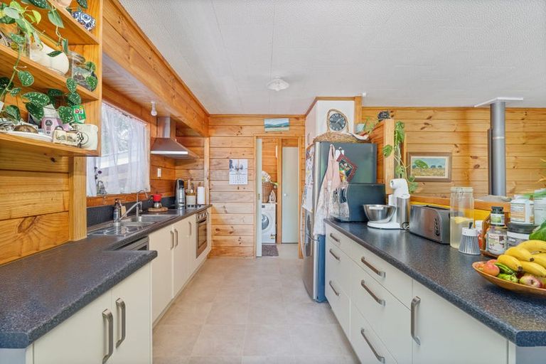 Photo of property in 52b Robinson Road, Whitianga, 3510