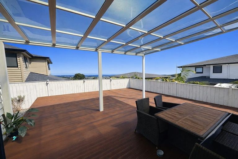 Photo of property in 21 Meadowridge Drive, Flat Bush, Auckland, 2019