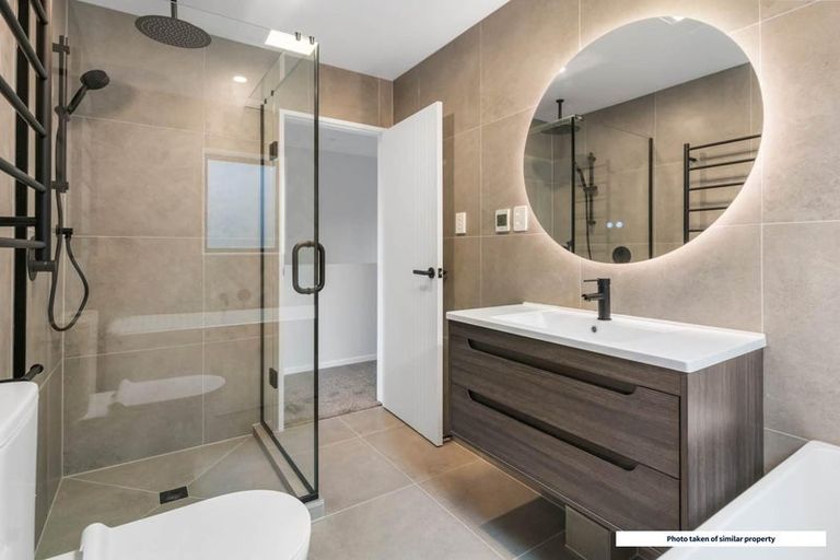 Photo of property in 43 Puhikawa Street, Massey, 0614