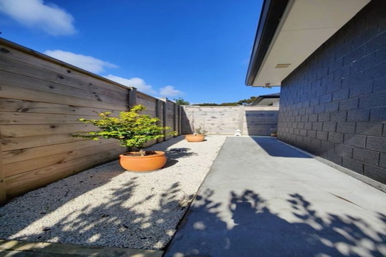 Photo of property in 9 Tide Lane, Whitby, Porirua, 5024