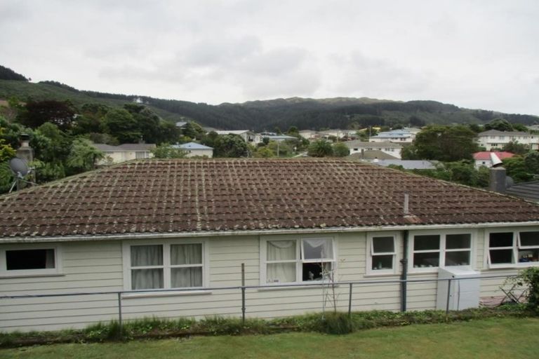 Photo of property in 23 Pembroke Street, Tawa, Wellington, 5028
