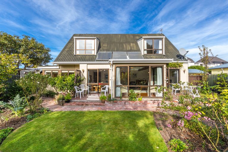 Photo of property in 2/38 Onslow Street, St Albans, Christchurch, 8014