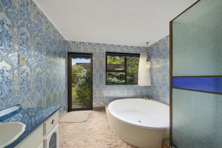 Photo of property in 38 Kanawa Street, Waikanae, 5036