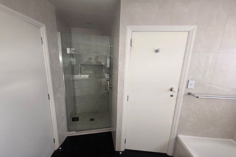 Photo of property in 20 Leslie Street, Upper Riccarton, Christchurch, 8041
