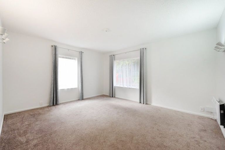 Photo of property in 2/161 Glenmore Street, Kelburn, Wellington, 6012